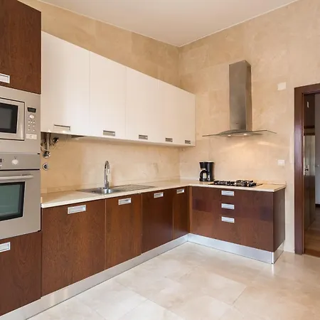 Alfamamodern 2br Riverview Parking - By Lu Holidays