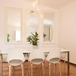 Alfama Modern Two Bedroom W River View And Parking By Lu Holidays * Lisboa
